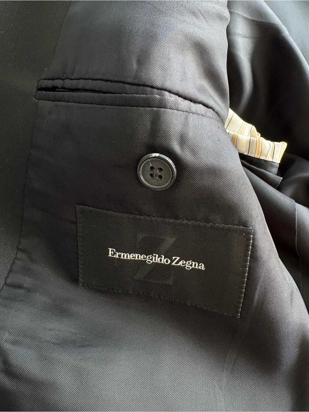 Ermenegildo Zegna Black Single-Button Blazer - Picture 3 of 6